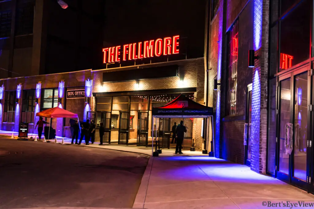 The fillmore philluy from the front